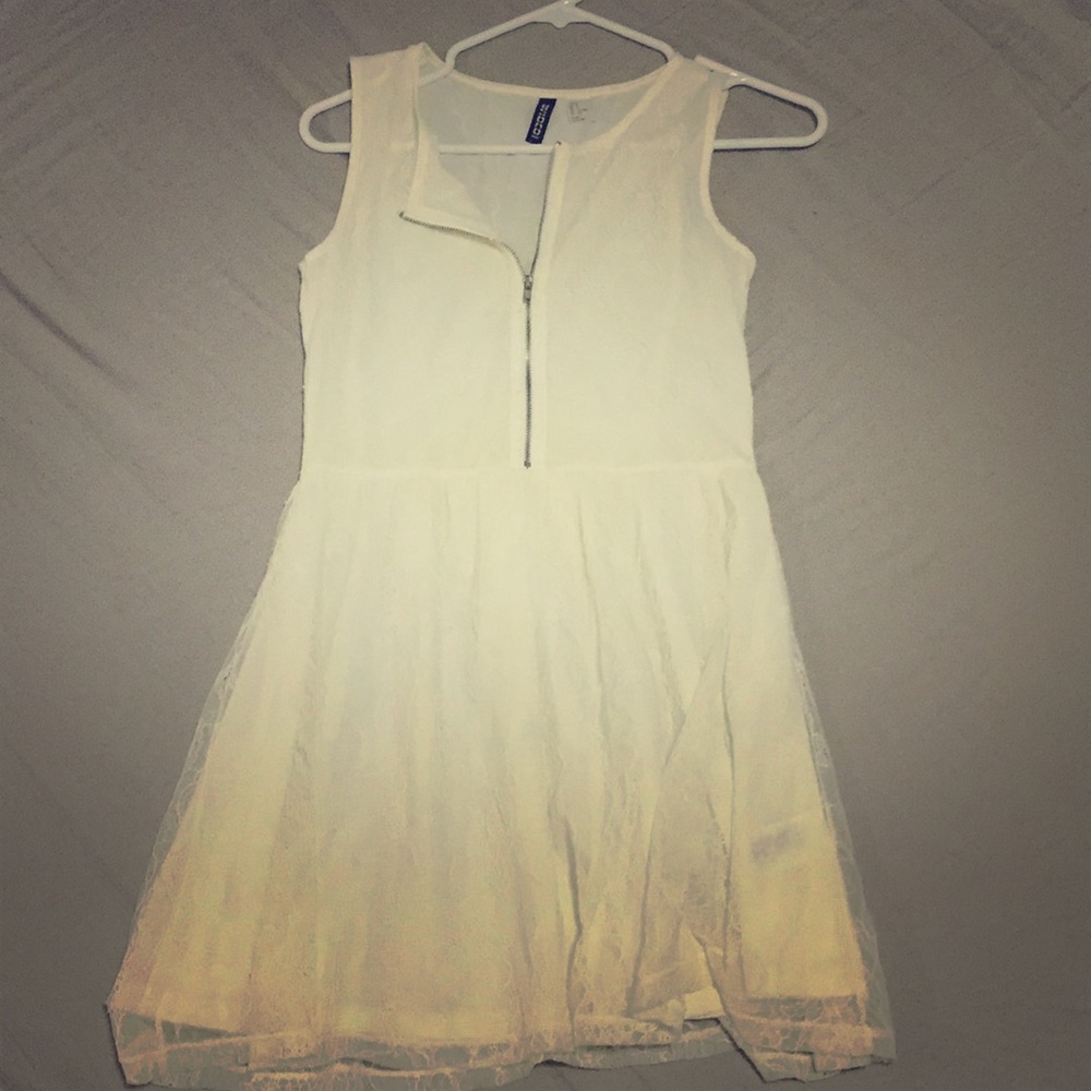 White lace dress